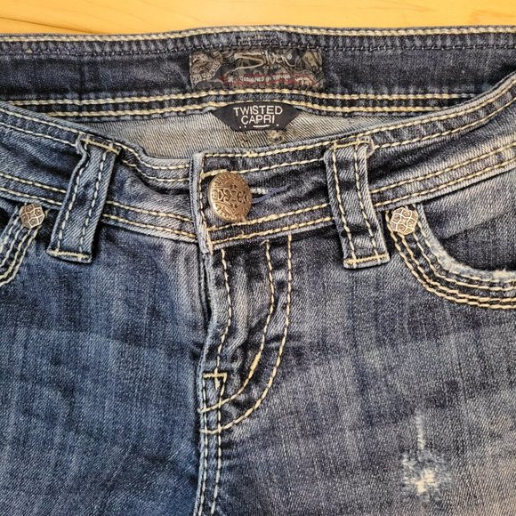 Silver Jeans Capri - Picture 5 of 9